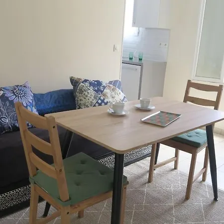 Appartamento Quartier Sainte Marthe 10 *